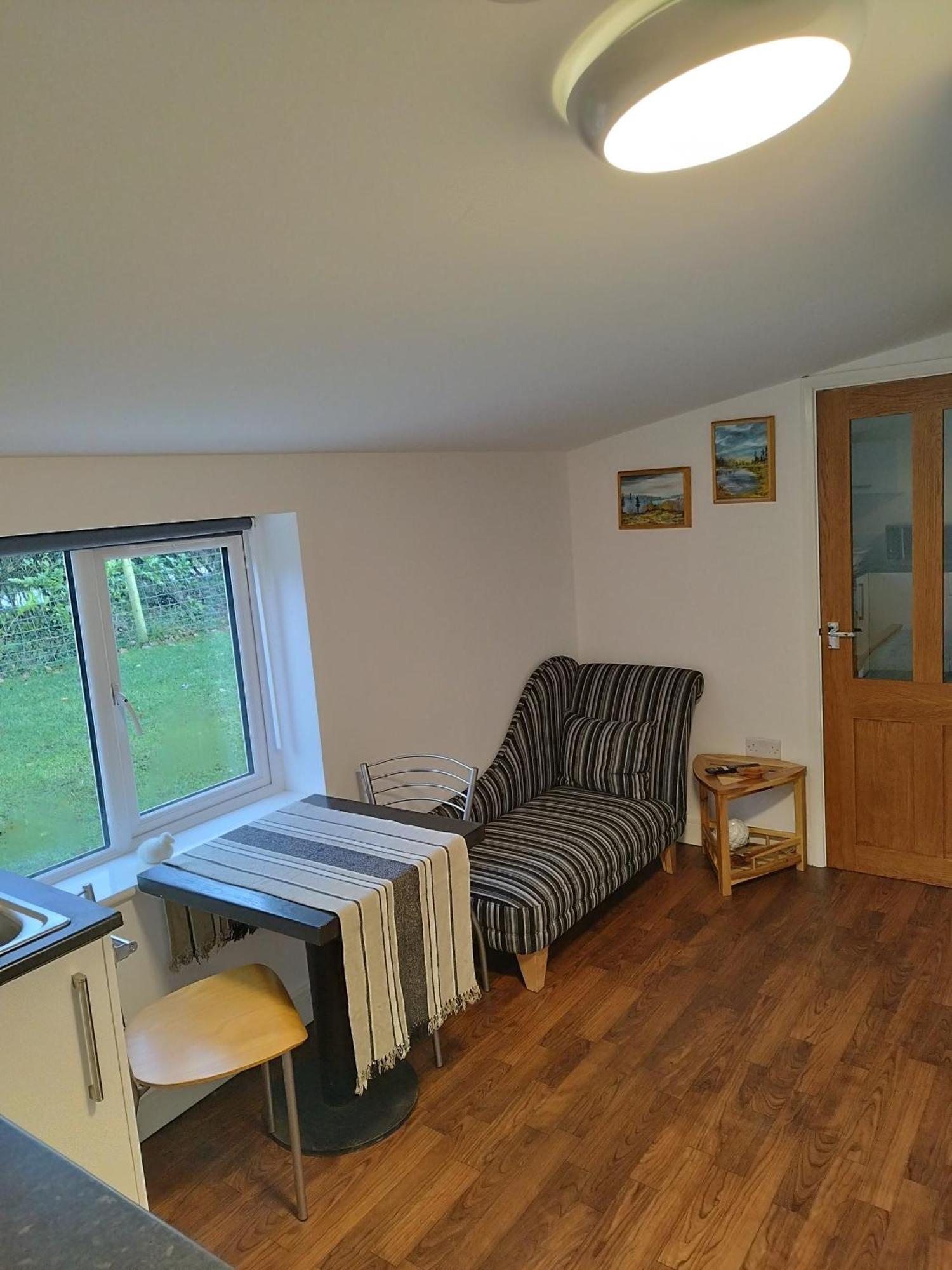 Two Birds Weekly Stay Malmesbury Luaran gambar