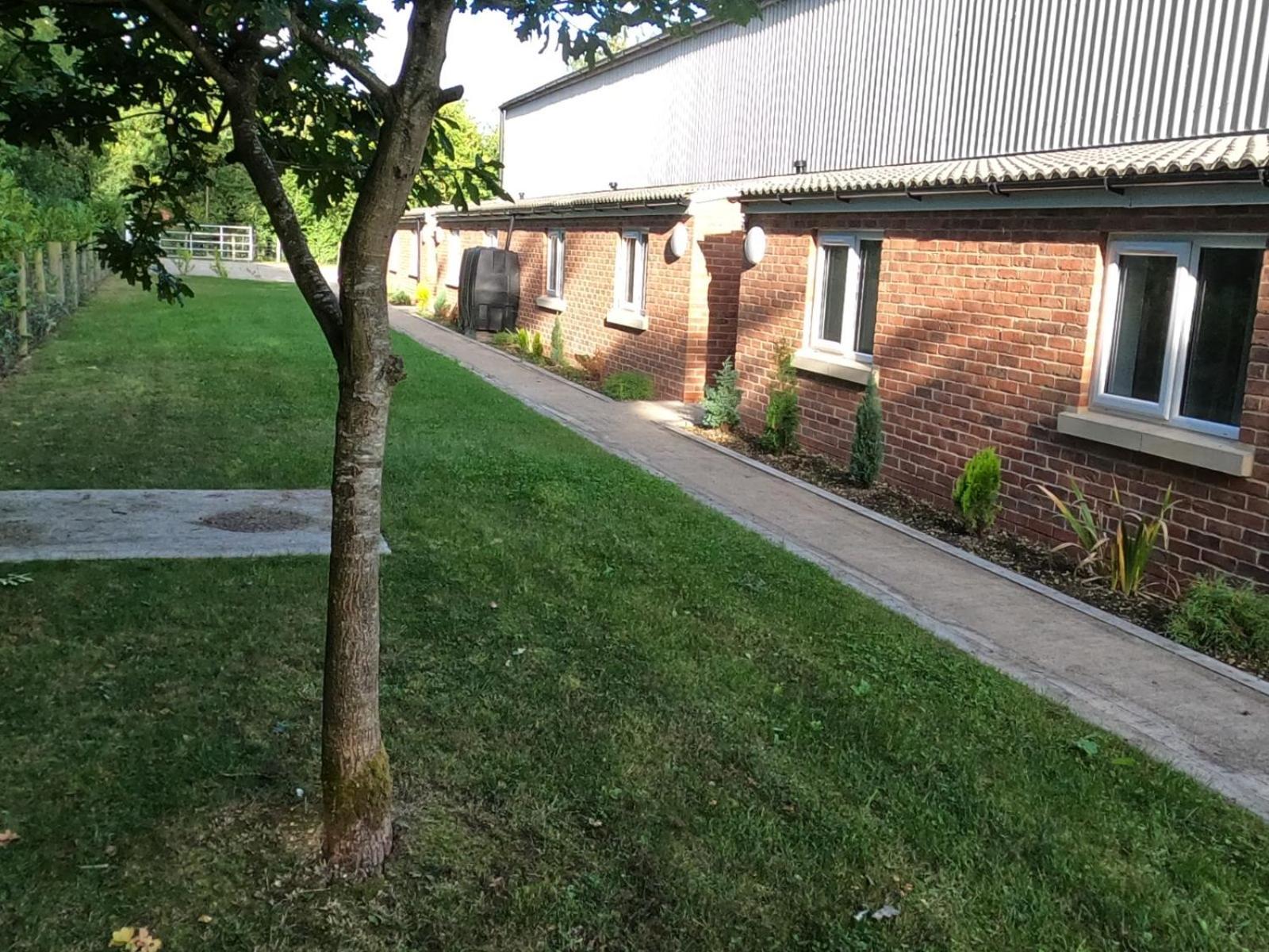 Two Birds Weekly Stay Malmesbury Luaran gambar